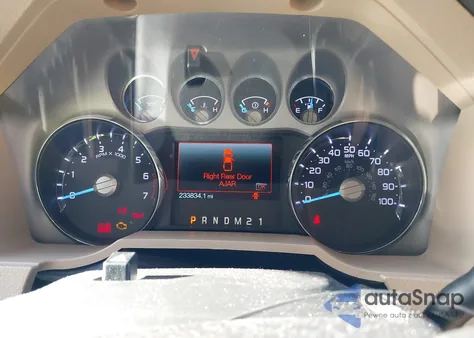 2013 Ford F-250 Xlt из США, поврежденный, VIN 1FT7W2B69DEA79025